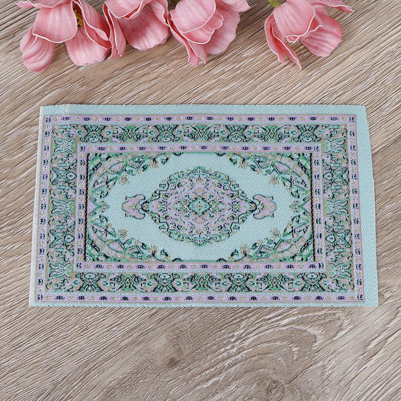 Небольшие коврики для кукольного домика зелёный